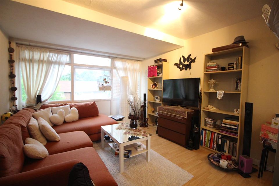 Double Room Apartment to Rent in Stanmore HA7 • 3WEBS.CO