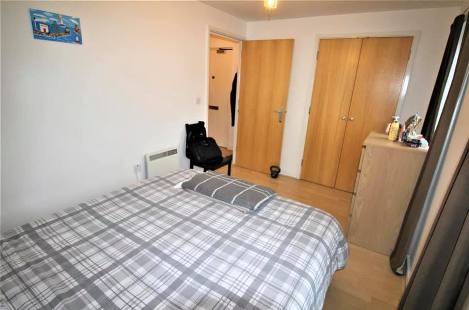 1 Bedroom Flat to Rent Martlesham Walk 1 Bed Flat Rent London