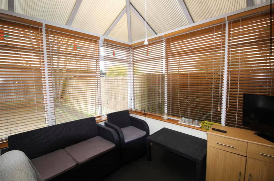 4 Bedroom House Rent Bushey 4 Bed House Rent Bushey UK