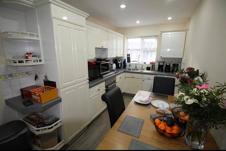 4 Bedroom House Rent Bushey 4 Bed House Rent Bushey UK