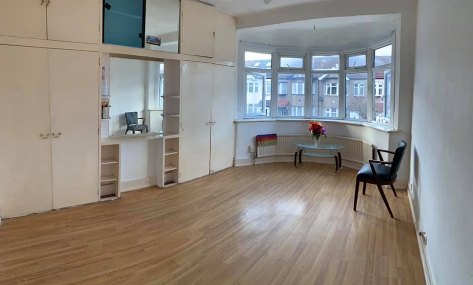 Large Double Room to Rent Barking Including Bills • 3WEBS.CO