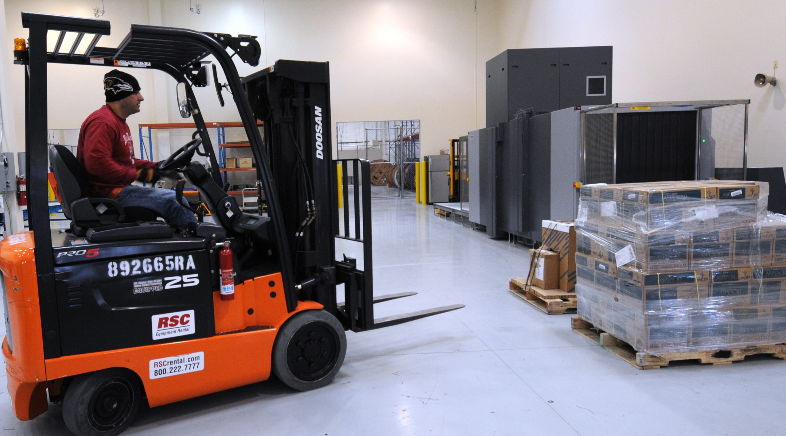 Reach Forklift Drivers Required! Retail Key Worker in Wigan • 3WEBS.CO