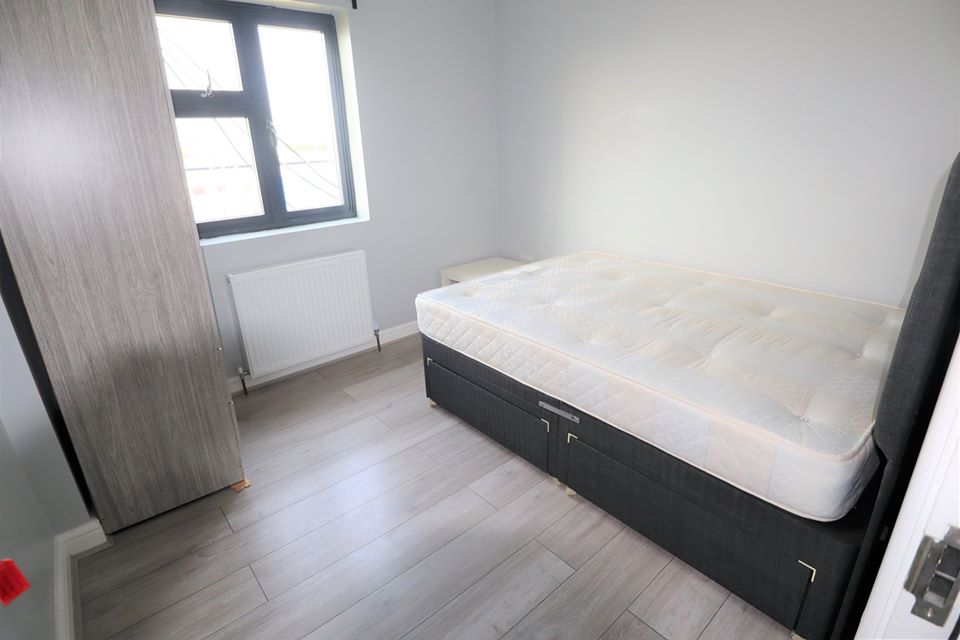 2 Bedroom Apartment to Rent North Woolwich • 3WEBS.CO