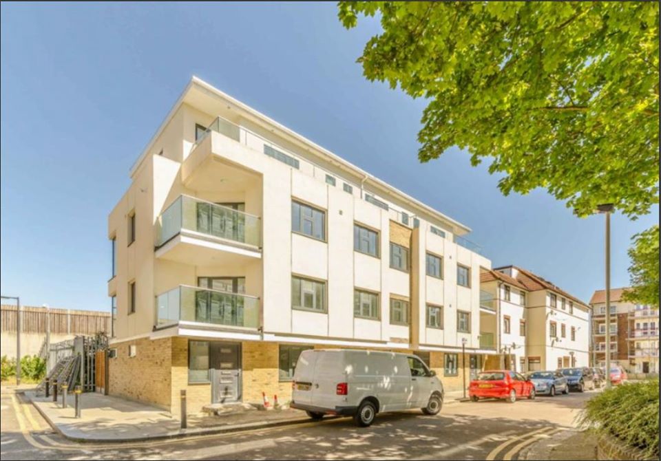 2 Bedroom Apartment to Rent North Woolwich • 3WEBS.CO