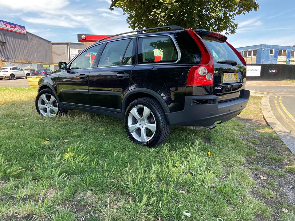 Used Volvo XC90 for sale 130K Miles London UK • 3WEBS.CO