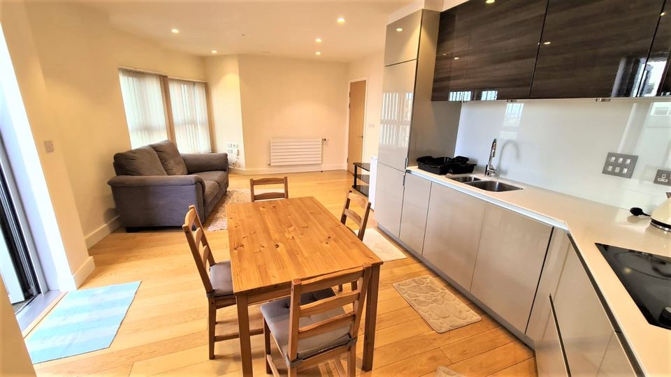 2 Bed Flat Rent in Canning Town 2 Bed Flat Rentals Canning Town